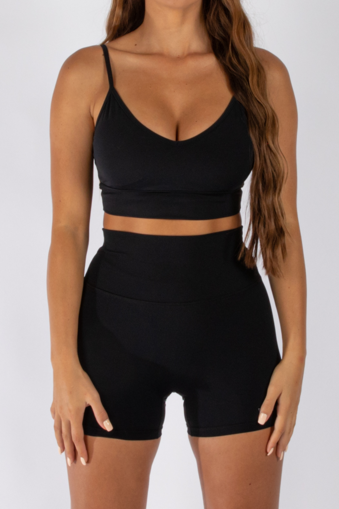 Staples Bra | Pitch Black - Who Active