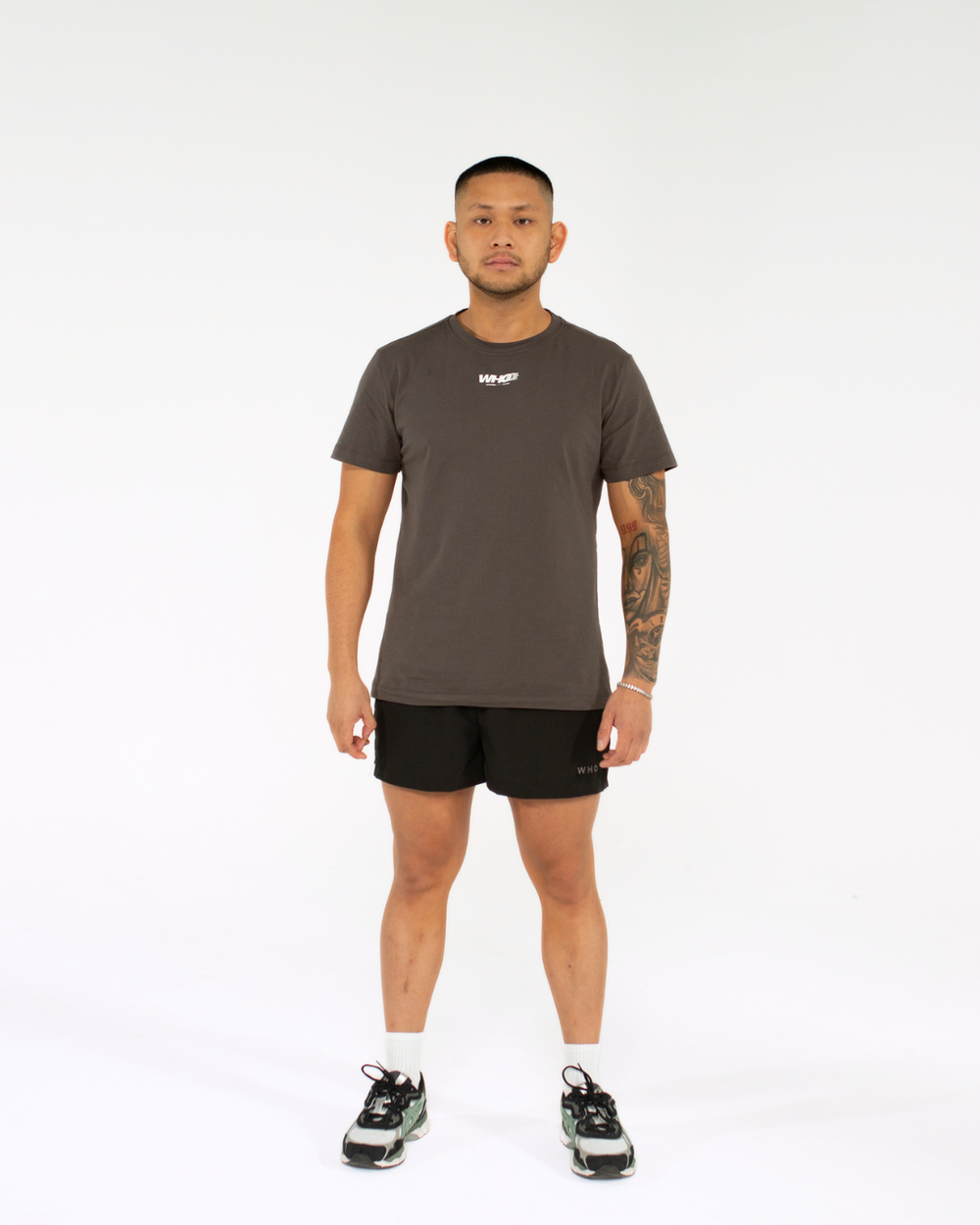 Staples Tee | Carbon Grey